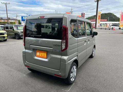 Suzuki Spacia