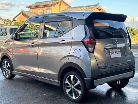 Mitsubishi eK X