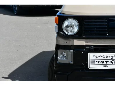Mitsubishi Delica Mini
