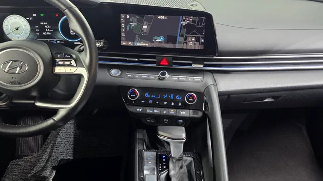 Hyundai Elantra (Avante)
