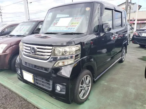 Honda N-BOX Custom