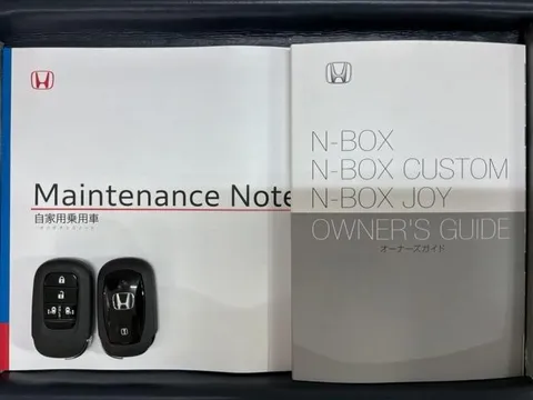 Honda N-BOX Custom
