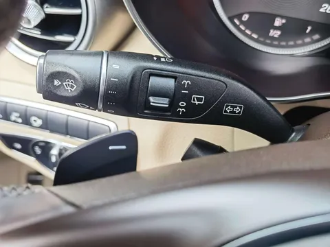 Mercedes-Benz Mercedes-Benz GLC