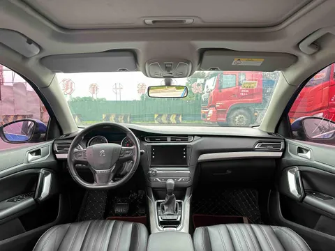 Peugeot 408