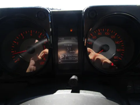 Suzuki Jimny Sierra