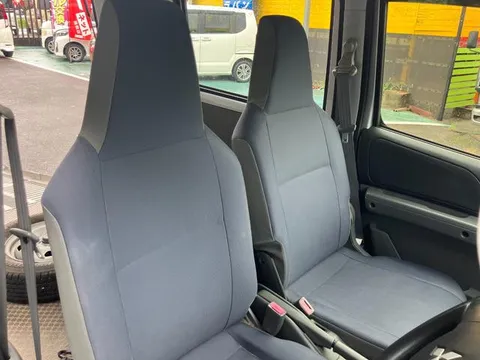 Mitsubishi Minicab Van