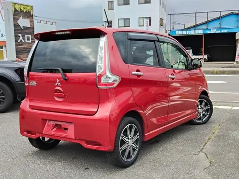 Mitsubishi eK Custom