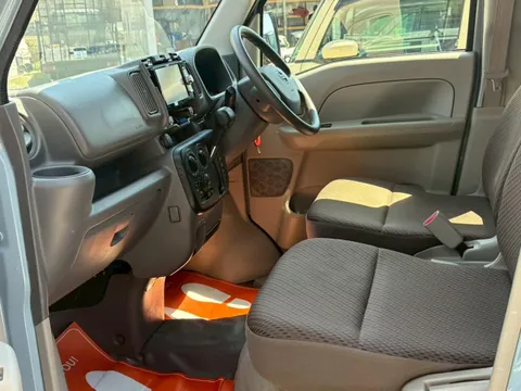 Nissan Clipper