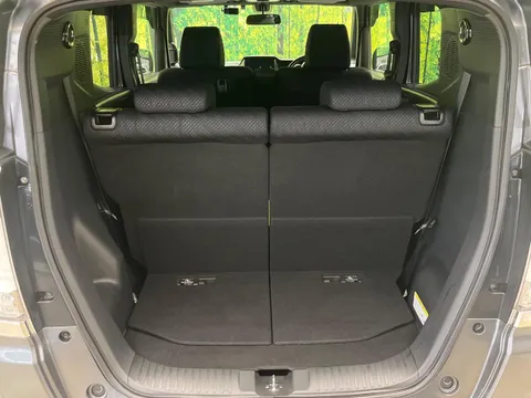 Honda N-BOX Slash
