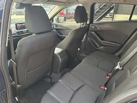 Mazda Axela Sport