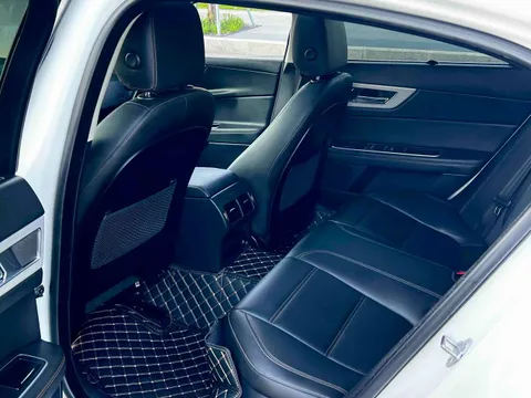 Jaguar XEL