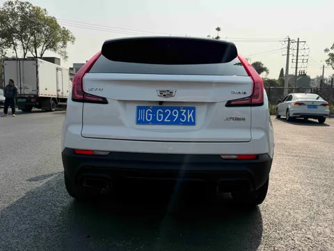 Cadillac XT4
