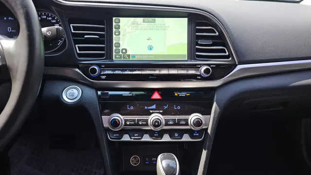 Hyundai Elantra (Avante)