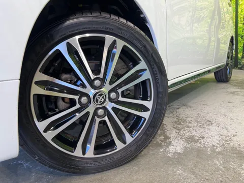 Toyota Pixis Joy