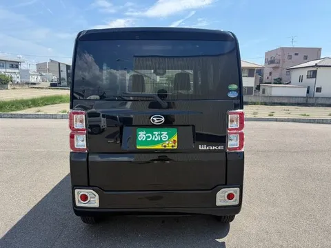 Daihatsu Wake