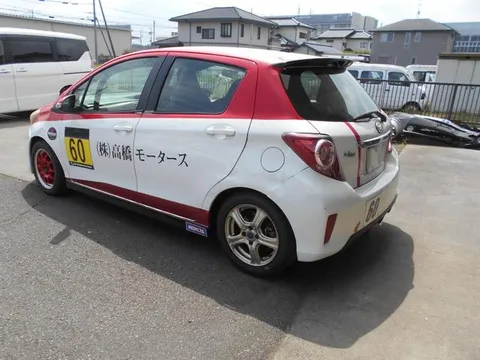 Toyota Yaris (Vitz)