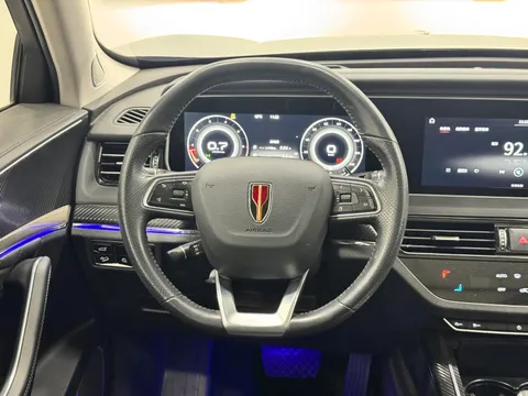 Hongqi HS5