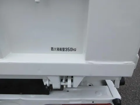 Mitsubishi Minicab Truck