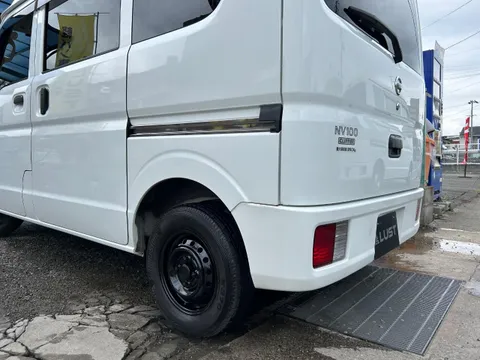 Nissan Clipper