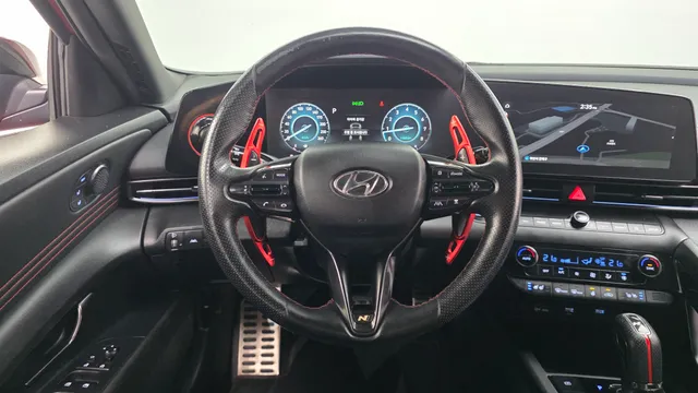 Hyundai Elantra (Avante)