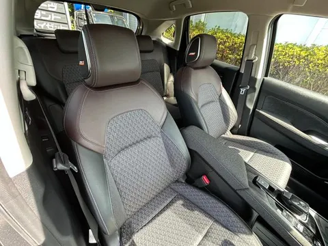 Nissan Note Aura