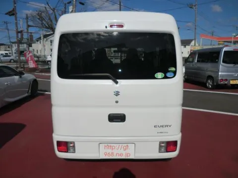 Suzuki Every