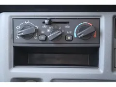 Mitsubishi Minicab Van