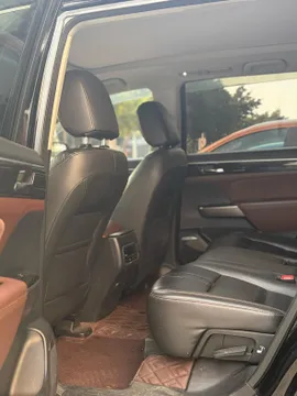 Gac GS8