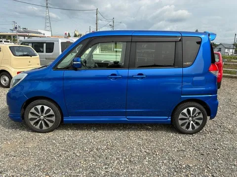 Mitsubishi Delica D:2