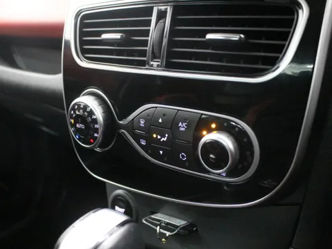Renault Lutecia