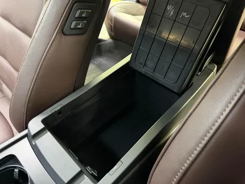 Hongqi H7
