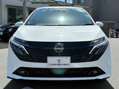 Nissan Note Aura