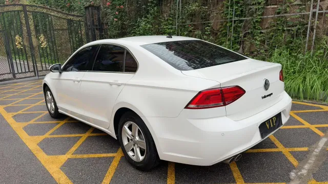 Volkswagen Lamando