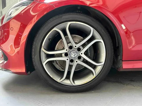 Mercedes-Benz Mercedes-Benz CLS