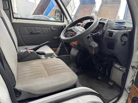 Mitsubishi Minicab Truck