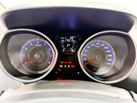 Hyundai Elantra (Avante)