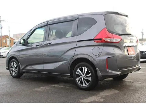 Honda Freed Plus