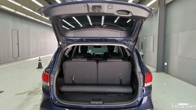 Hyundai Grand Santa Fe (Maxcruz)