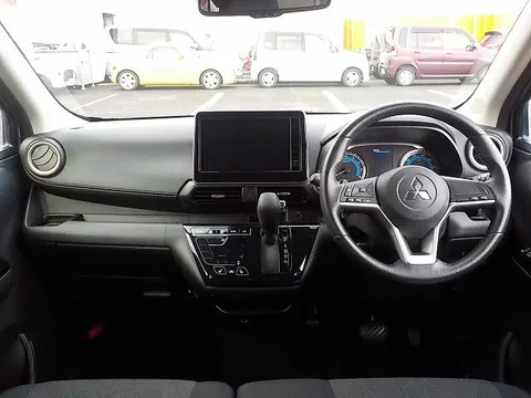 Mitsubishi eK X