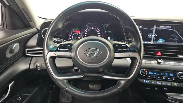 Hyundai Elantra (Avante)
