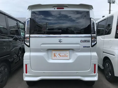 Suzuki Spacia Custom