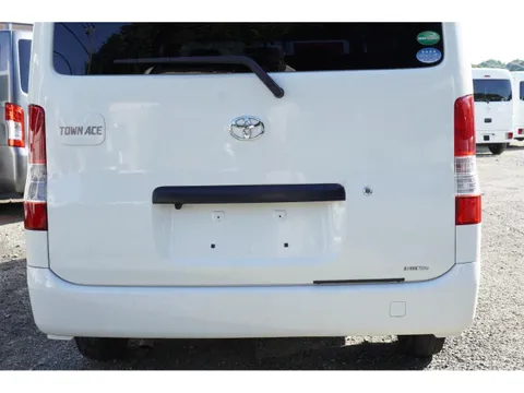 Toyota TownAce Van