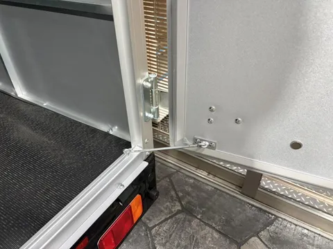 Suzuki Carry Track