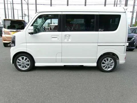 Nissan Clipper Rio