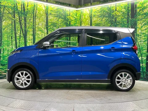 Mitsubishi eK X