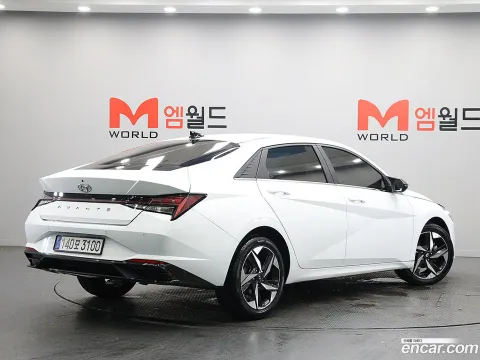 Hyundai Elantra (Avante)