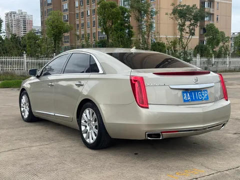 Cadillac XTS