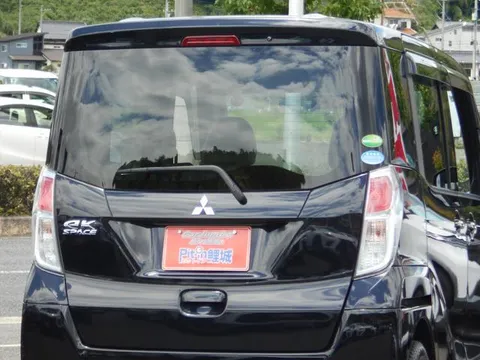 Mitsubishi eK Space