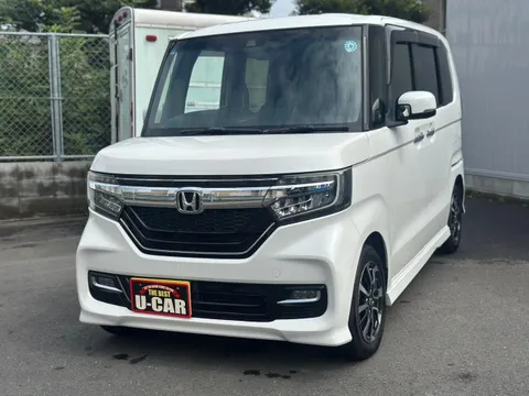 Honda N-BOX Custom