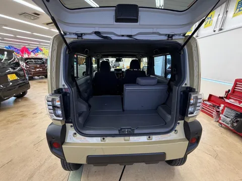 Daihatsu Taft